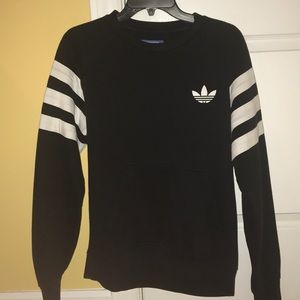 Adidas 3 stripe crewneck sweatshirt